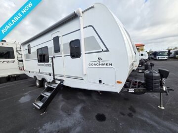 New 2026 Coachmen Freedom Express