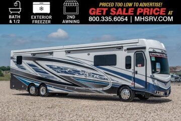 New 2026 Fleetwood Discovery 44S