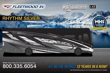 New 2026 Fleetwood Discovery 44S