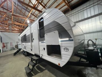 New 2026 Forest River Salem 300ICE