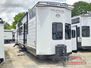 New 2026 Forest River Wildwood