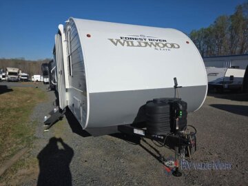 New 2026 Forest River Wildwood X-Lite 273QBXL