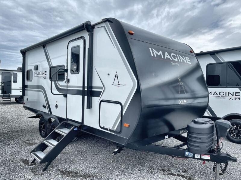 New 2026 Grand Design Imagine 17MKE