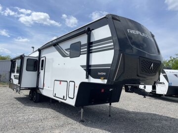 New 2026 Grand Design Reflection 337RLS