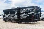 Thumbnail Photo 4 for New 2026 Holiday Rambler Vacationer 33C