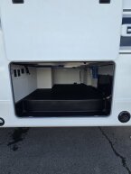 Thumbnail Photo 3 for New 2026 JAYCO Eagle