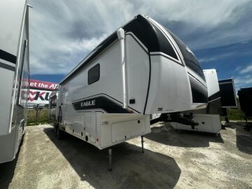 New 2026 JAYCO Eagle 335LSTS