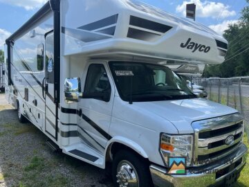New 2026 JAYCO Greyhawk