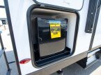 Thumbnail Photo 2 for 2026 JAYCO Jay Feather