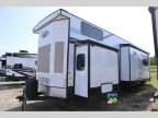 Thumbnail Photo 2 for New 2026 JAYCO Jay Flight