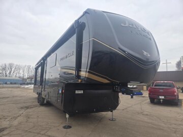 New 2026 JAYCO Pinnacle