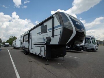 2026 Keystone Avalanche 390DS