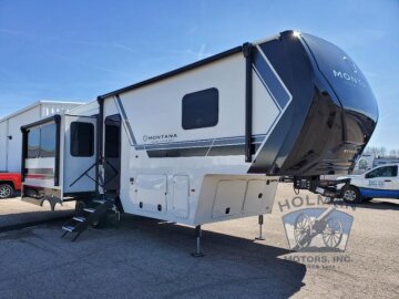 New 2026 Keystone Montana