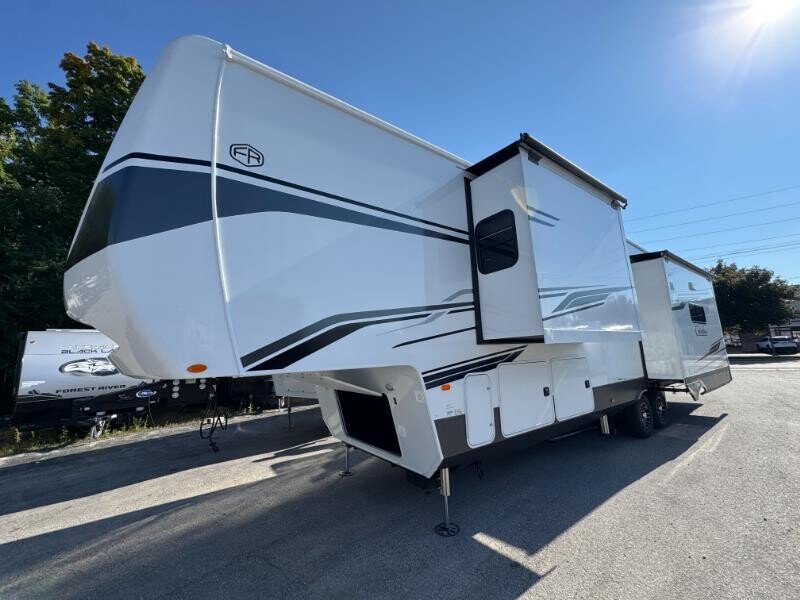 New 2026 Palomino Columbus