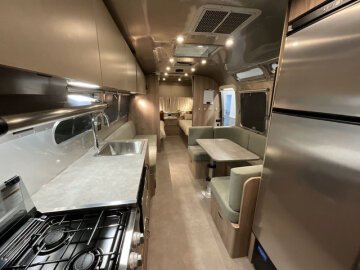 New 2027 Airstream Flying Cloud