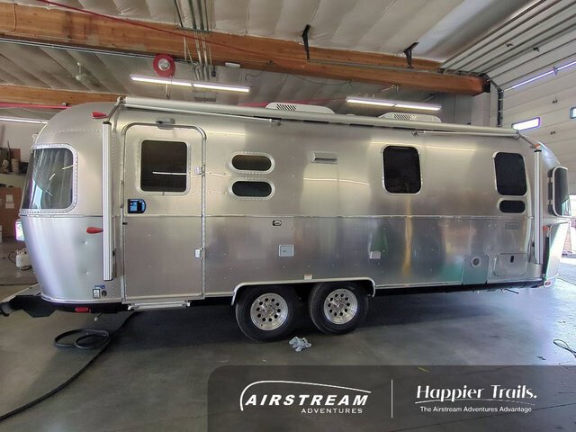 New 2027 Airstream Globetrotter