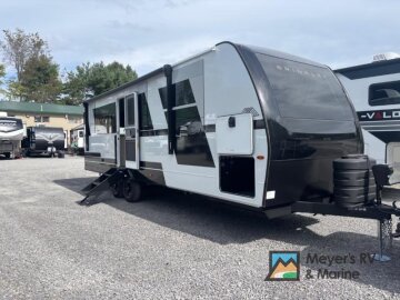 New 2027 Brinkley Model I 275
