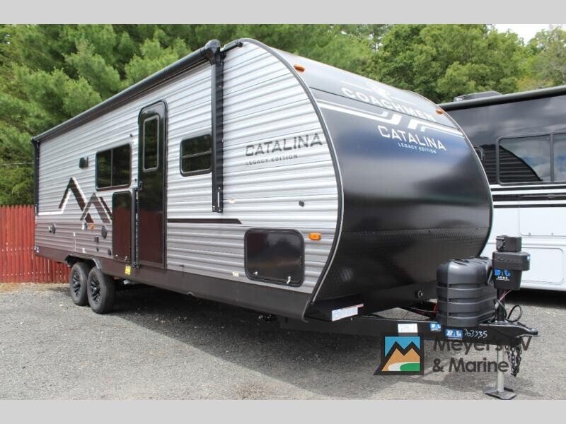 New 2027 Coachmen Catalina Legacy Edition 243RBS