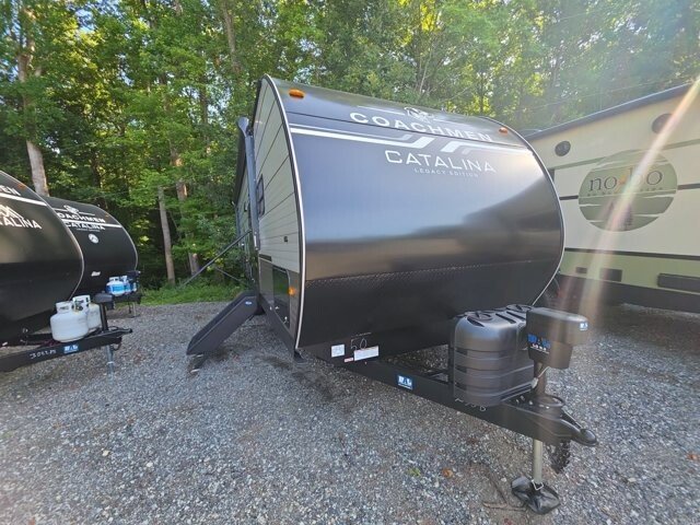 New 2027 Coachmen Catalina