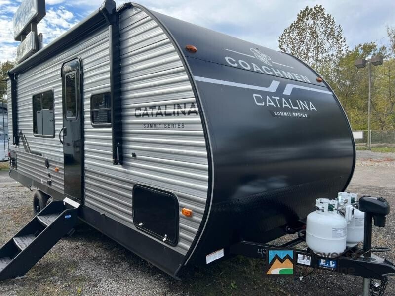 New 2027 Coachmen Catalina
