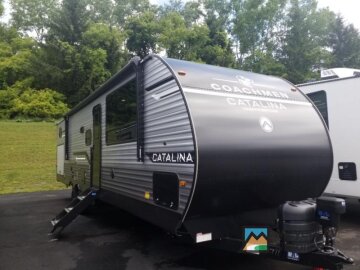 New 2027 Coachmen Catalina 343BHTS