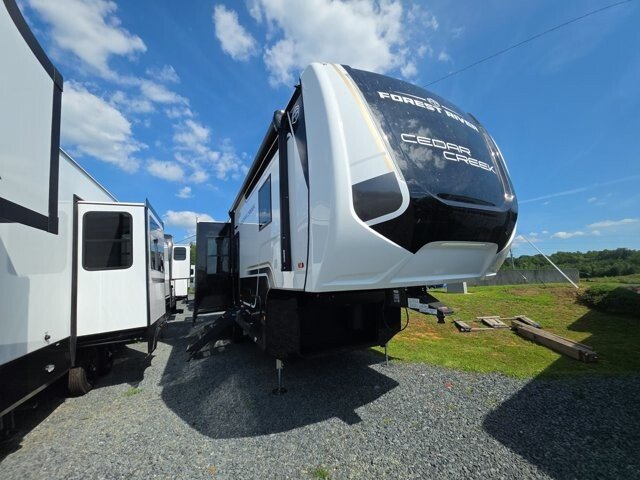 New 2027 Forest River Cedar Creek