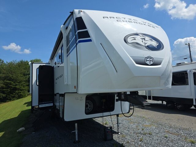 New 2027 Forest River Cherokee