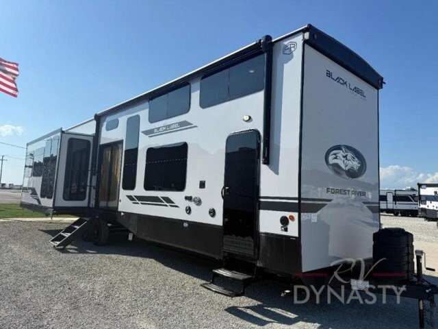 New 2027 Forest River Cherokee 39JMBL