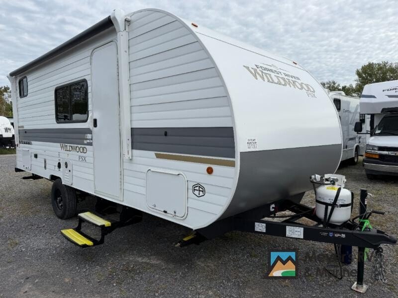 New 2027 Forest River Wildwood