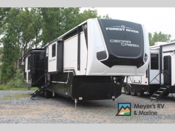 New 2027 Forest River Cedar Creek 385RK
