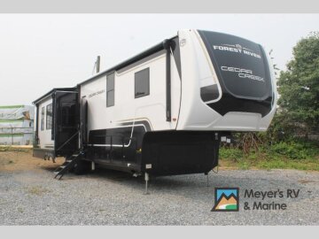 New 2027 Forest River Cedar Creek 39RKB