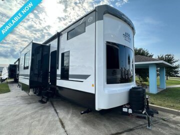 New 2027 Forest River Cedar Creek 40CBK