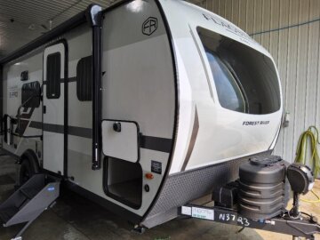 New 2027 Forest River Flagstaff