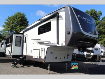 New 2027 Forest River Flagstaff