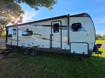 New 2027 Forest River Flagstaff