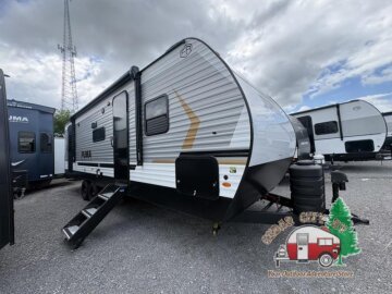 New 2027 Forest River Puma