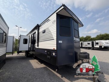 New 2027 Forest River Puma