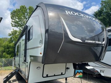 New 2027 Forest River Rockwood