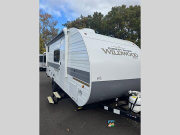New 2027 Forest River Wildwood