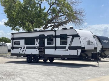 New 2027 Grand Design Momentum 27MAV
