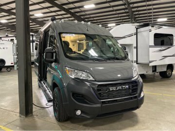 New 2027 JAYCO Comet 18C
