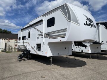 New 2027 JAYCO Eagle 24MLE