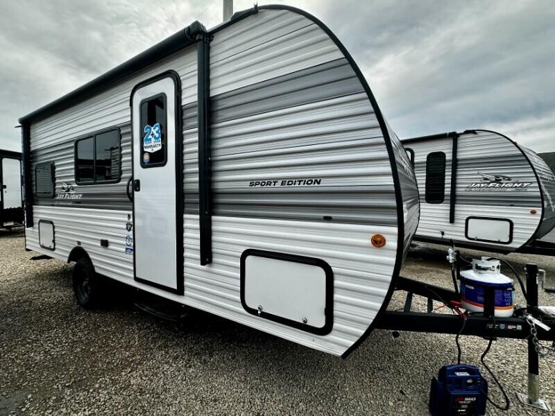 New 2027 JAYCO Jay Flight