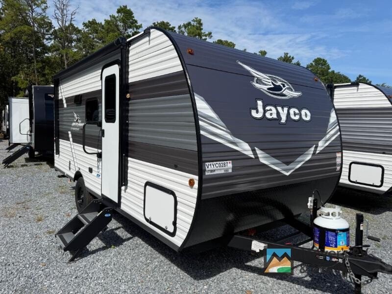 New 2027 JAYCO Jay Flight
