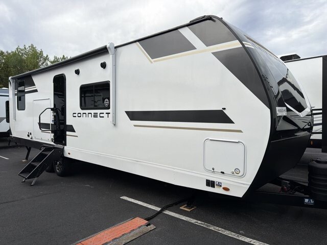 New 2027 KZ Connect C302FBK