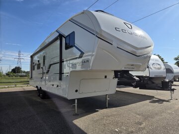 New 2027 Keystone Cougar 2700BH