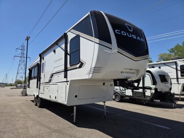New 2027 Keystone Cougar 316RLS