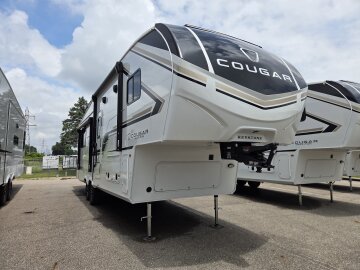 New 2027 Keystone Cougar 26RKE