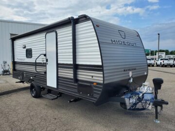 New 2027 Keystone Hideout 195RBS