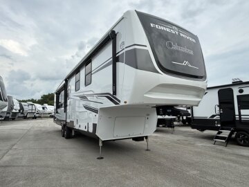 New 2027 Palomino Columbus